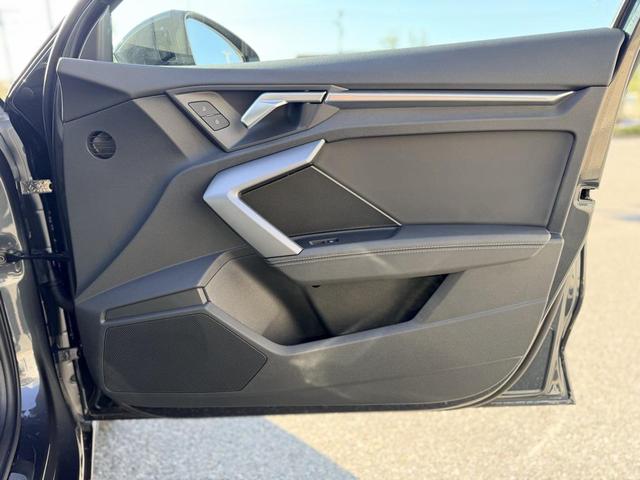 Photo of 2025 Manhattan Gray Metallic Audi A3