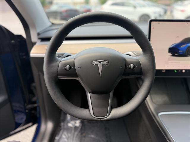 Photo of 2023 Deep Blue Metallic Tesla Model Y