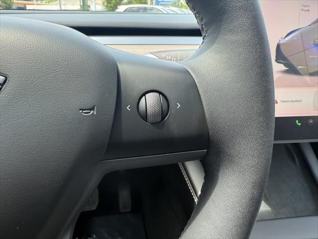 Photo of 2023 Deep Blue Metallic Tesla Model Y