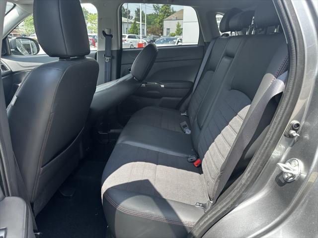 Photo of 2024 Mercury Gray Metallic Mitsubishi Outlander Sport