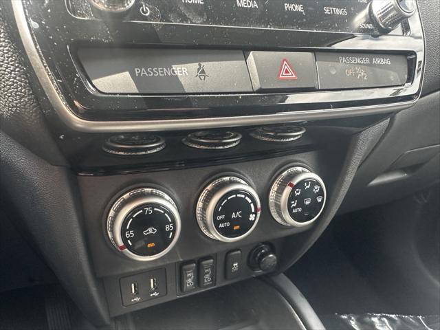 Photo of 2024 Mercury Gray Metallic Mitsubishi Outlander Sport