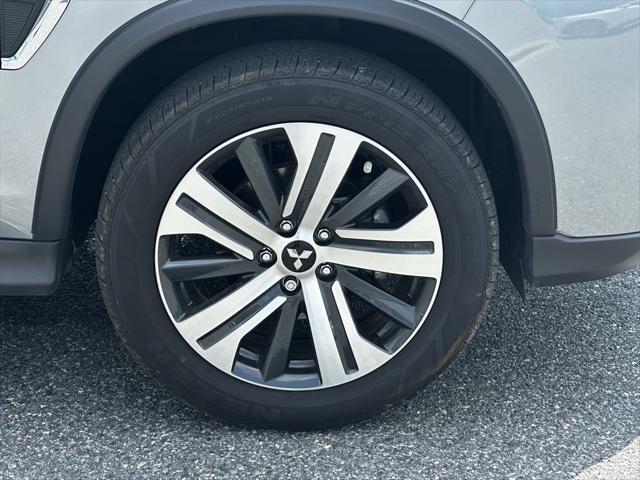 Photo of 2024 Mercury Gray Metallic Mitsubishi Outlander Sport