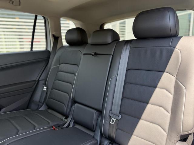 Photo of 2018 White Silver Metallic Volkswagen Tiguan