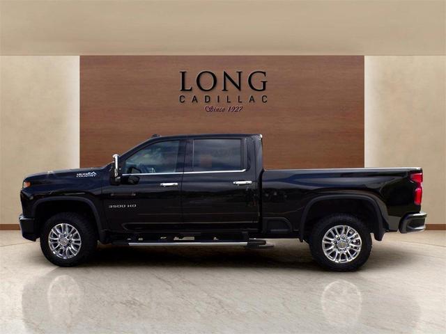 Photo of 2022 Black Chevrolet Silverado 3500