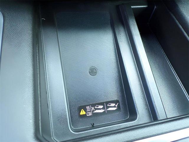 Photo of 2022 Black Chevrolet Silverado 3500