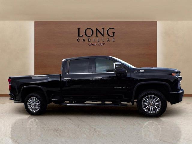 Photo of 2022 Black Chevrolet Silverado 3500
