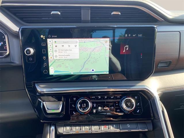 Photo of 2024 Onyx Black GMC Sierra 2500