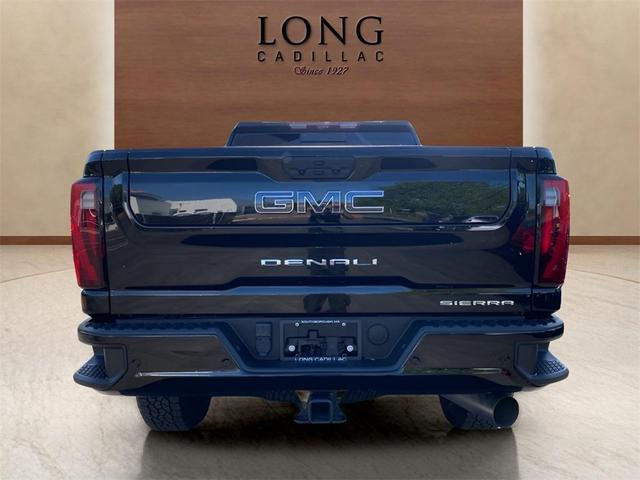 Photo of 2024 Onyx Black GMC Sierra 2500