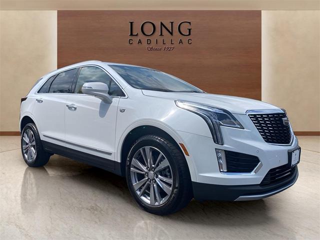 Photo of 2024 Crystal White Tri-Coat Cadillac XT5