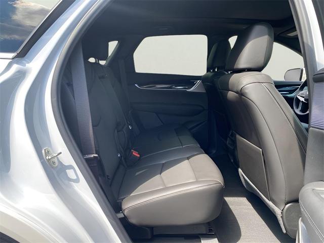 Photo of 2024 Crystal White Tri-Coat Cadillac XT5