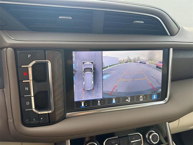 Photo of 2021 Hunter Metallic GMC Yukon XL