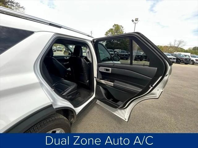 Photo of 2023 White Ford Explorer