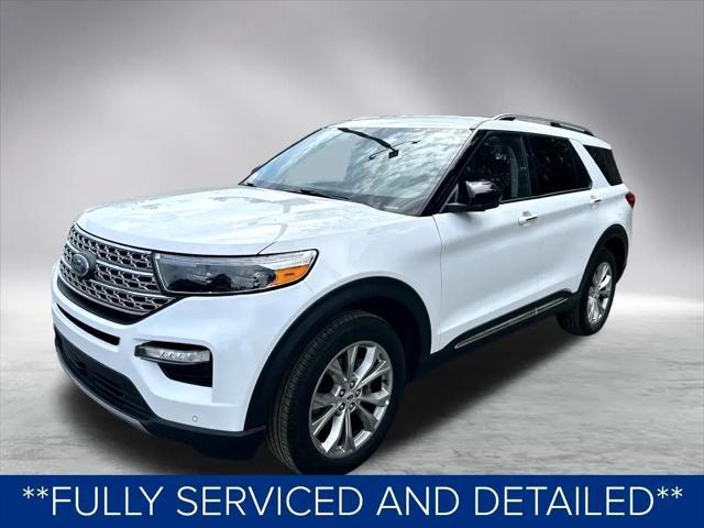 Photo of 2023 White Ford Explorer