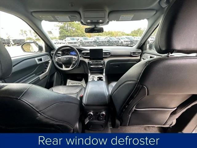Photo of 2023 White Ford Explorer