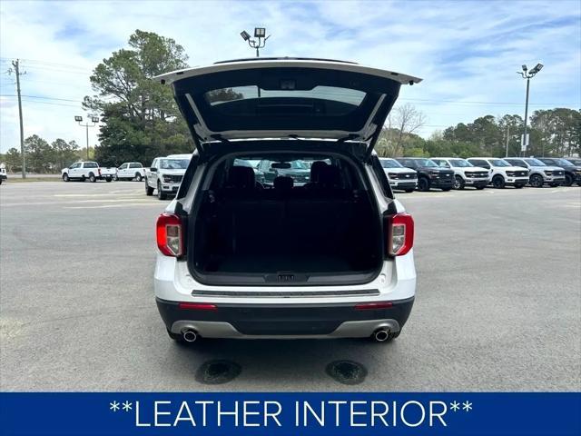 Photo of 2023 White Ford Explorer