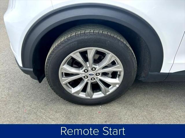 Photo of 2023 White Ford Explorer