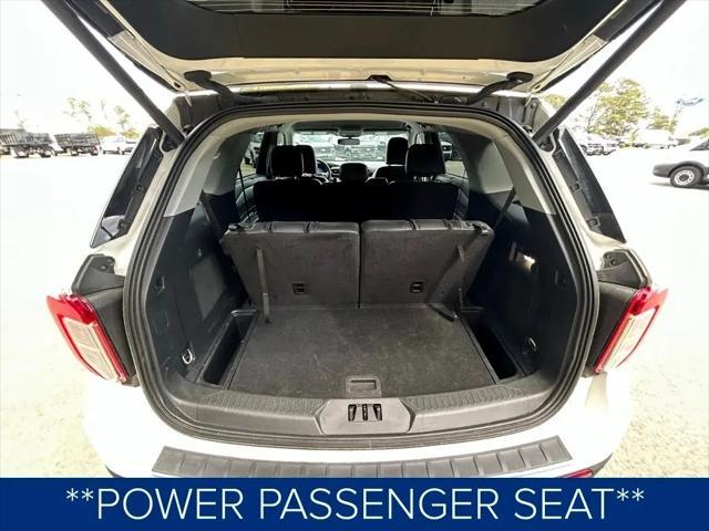Photo of 2023 White Ford Explorer