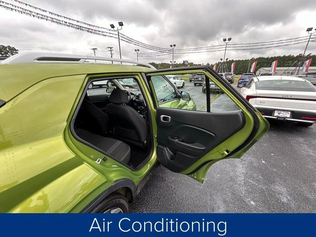 Photo of 2024 Green Apple Hyundai VENUE