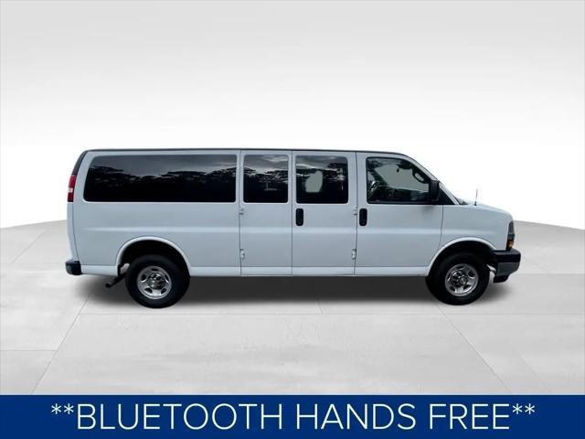 Photo of 2024 Summit White Chevrolet Express 3500