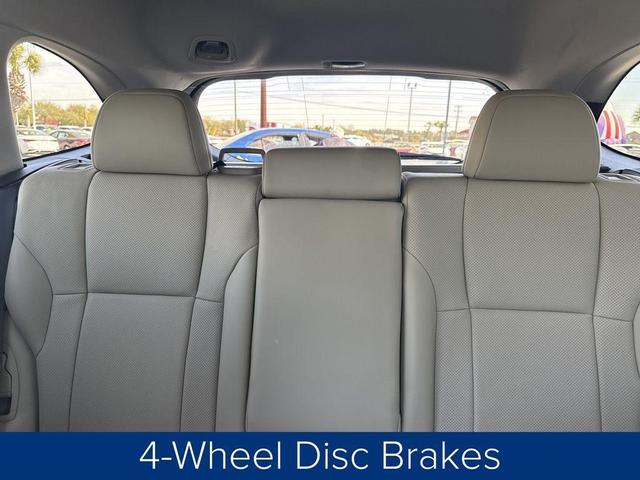 Photo of 2021 Crystal White Pearl Subaru Outback