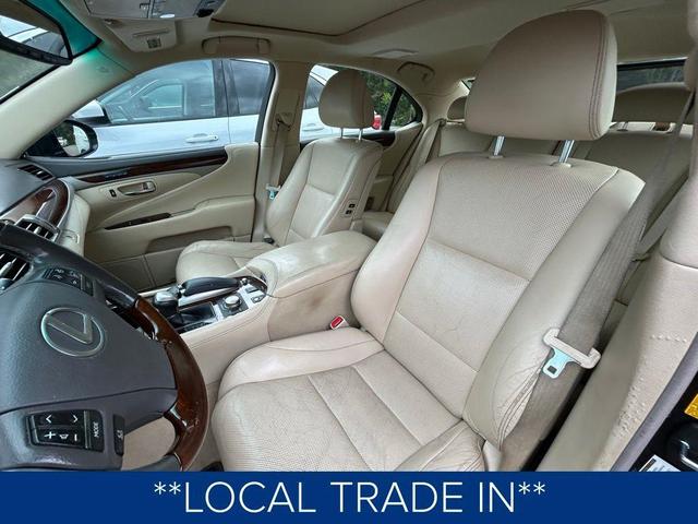 Photo of 2013 Obsidian Lexus LS 460