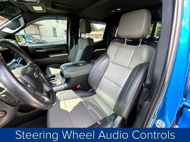 Photo of 2022 Blue Chevrolet Silverado 1500