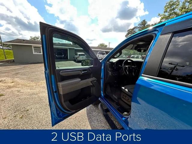 Photo of 2022 Blue Chevrolet Silverado 1500