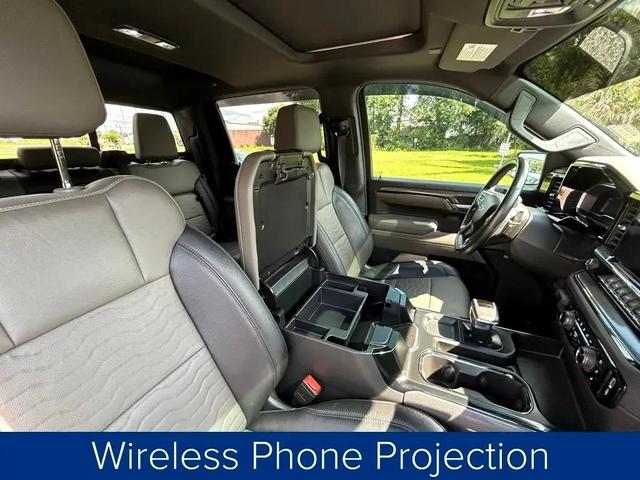 Photo of 2022 Blue Chevrolet Silverado 1500