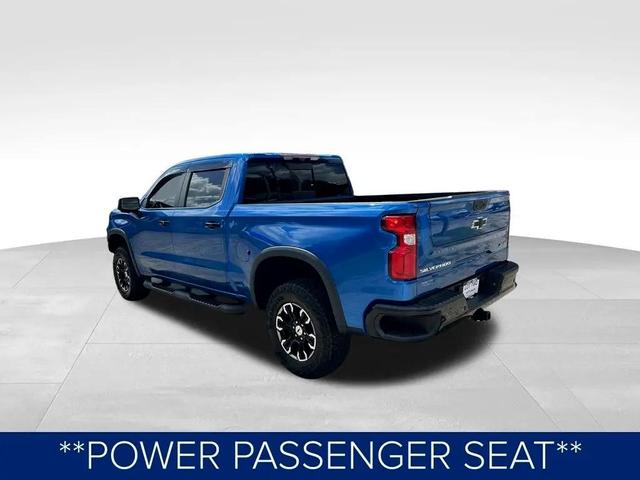 Photo of 2022 Blue Chevrolet Silverado 1500