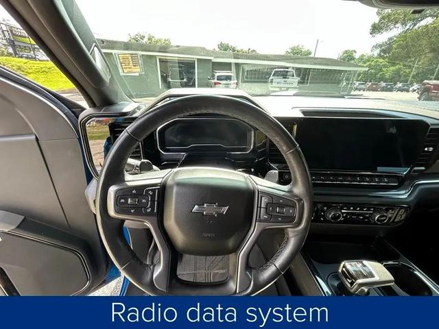 Photo of 2022 Blue Chevrolet Silverado 1500