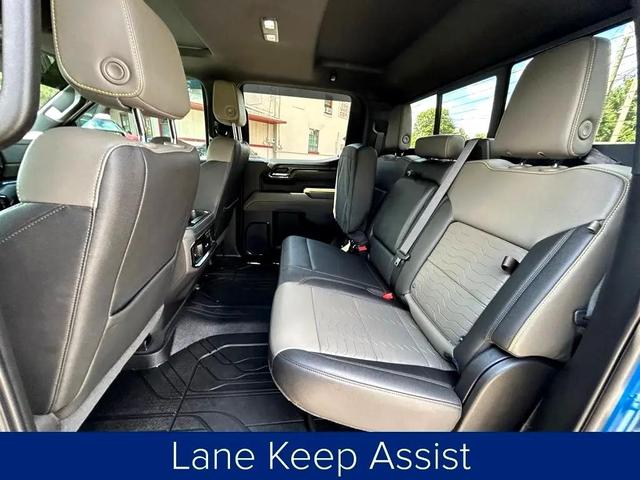 Photo of 2022 Blue Chevrolet Silverado 1500