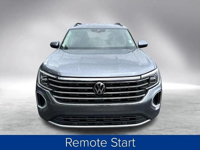 Photo of 2024 Platinum Gray Metallic Volkswagen Atlas