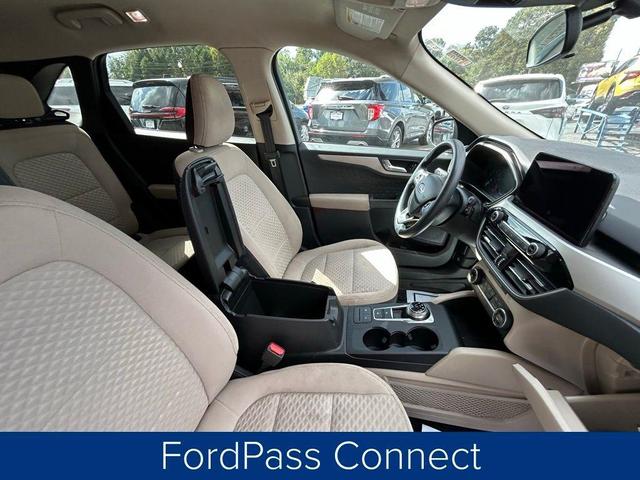 Photo of 2020 Desert Gold Metallic Ford Escape