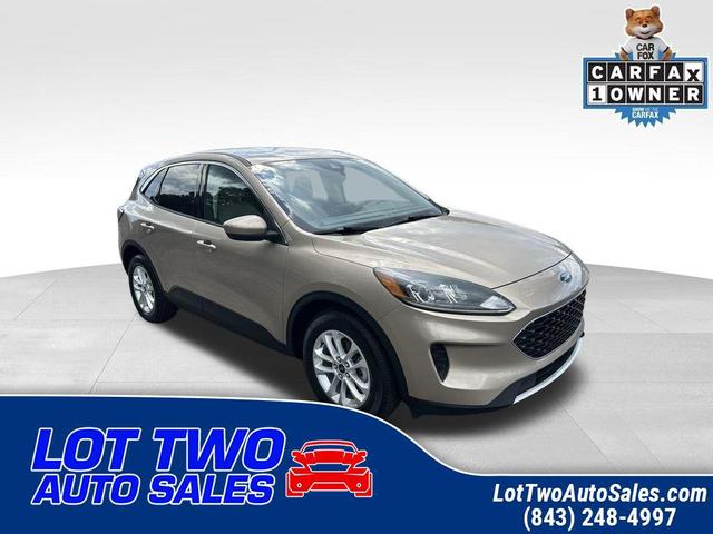 Photo of 2020 Desert Gold Metallic Ford Escape