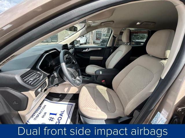 Photo of 2020 Desert Gold Metallic Ford Escape