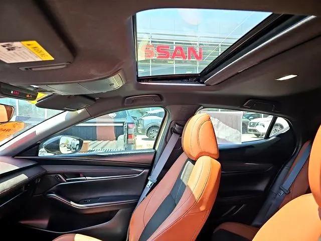 Photo of 2024 Zircon Sand Metallic Mazda Mazda3