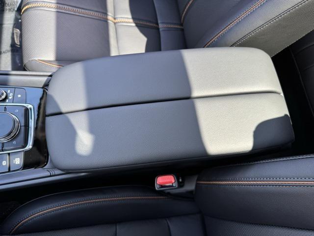Photo of 2025 Gray Mazda CX-50