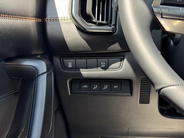 Photo of 2025 Gray Mazda CX-50