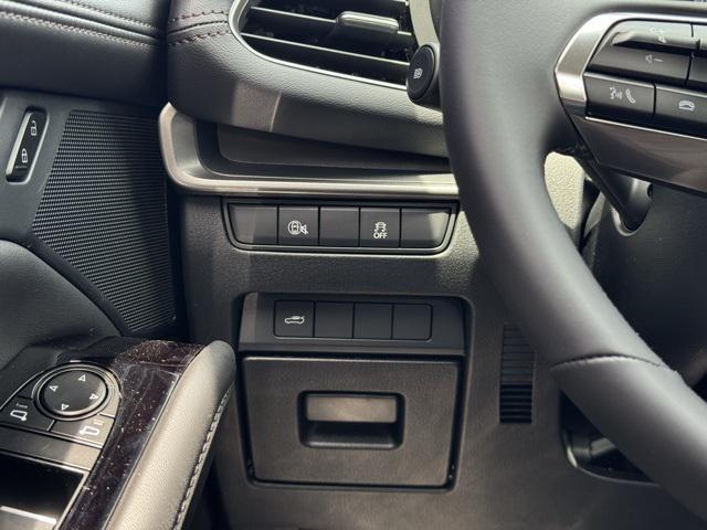 Photo of 2025 Ceramic White Mazda Mazda3