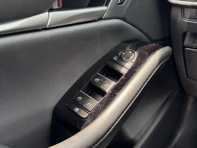 Photo of 2025 Ceramic White Mazda Mazda3