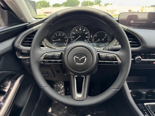 Photo of 2025 Ceramic White Mazda Mazda3