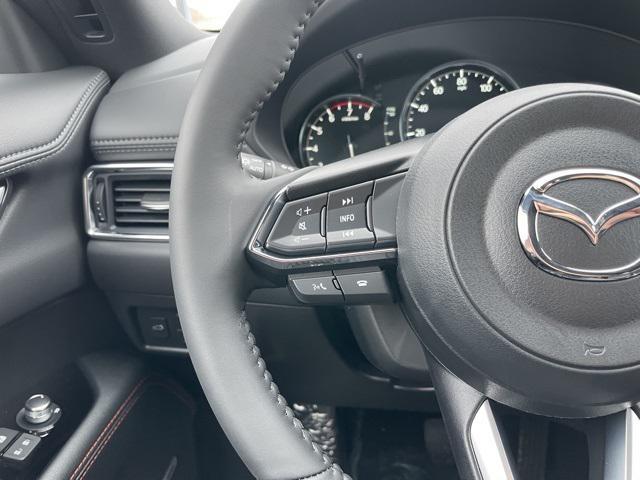 Photo of 2025 Rhodium White Metallic Mazda CX-5