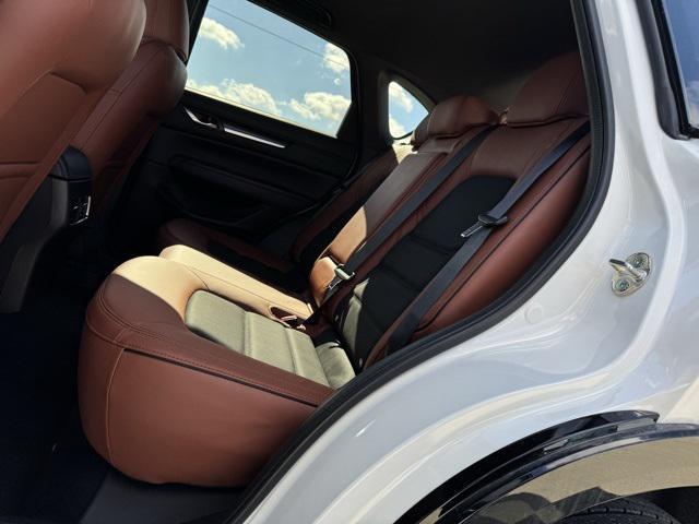 Photo of 2025 Rhodium White Metallic Mazda CX-5
