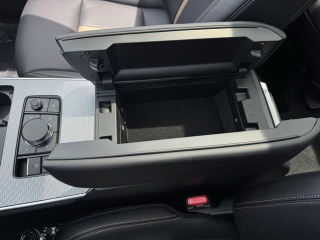 Photo of 2025 Jet Black Mazda CX-90