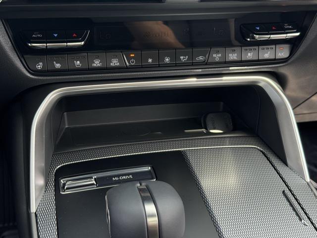Photo of 2025 Jet Black Mazda CX-90