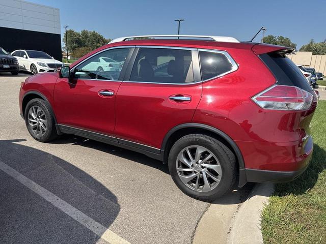 Photo of 2015 Cayenne Red Nissan Rogue