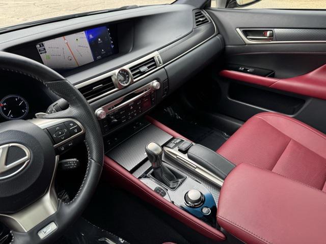 Photo of 2019 Atomic Silver Lexus GS 350