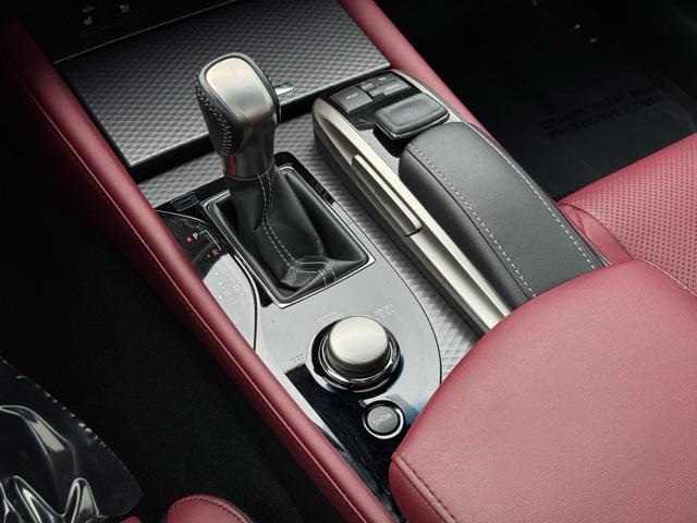 Photo of 2019 Atomic Silver Lexus GS 350
