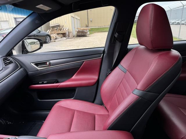 Photo of 2019 Atomic Silver Lexus GS 350