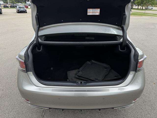 Photo of 2019 Atomic Silver Lexus GS 350